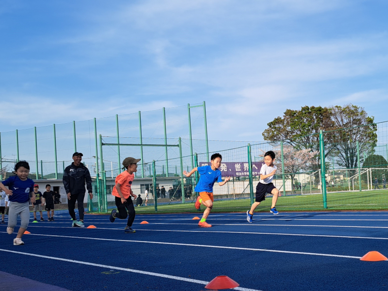 体験型講座「小学生かけっこ教室」を開催（リバティアカデミー）