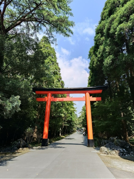 霧島神宮の鳥居