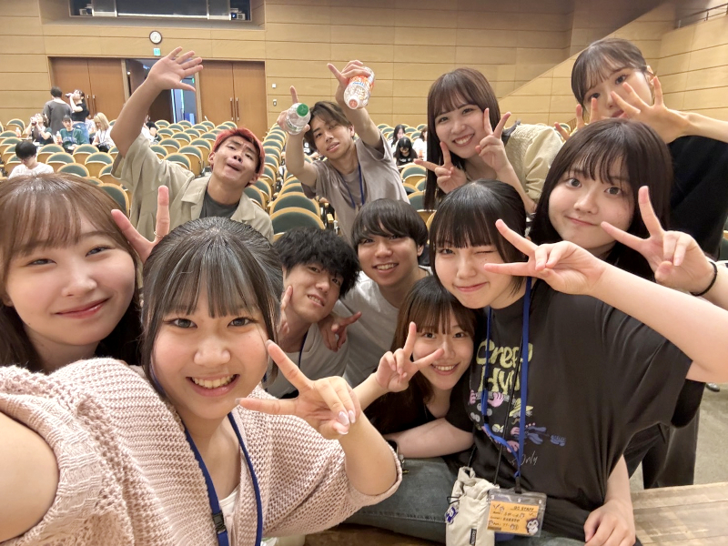 学生プロジェクトの同期のメンバー