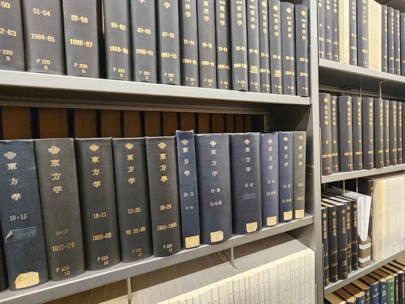 駿河台キャンパスの中央図書館