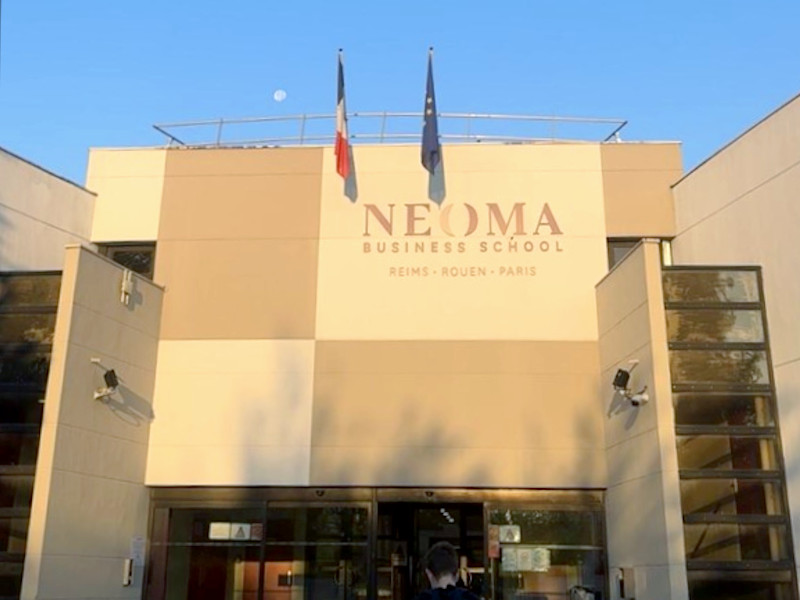 NEOMA経営大学院の校舎