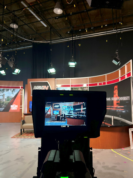 「video production」の授業での一枚