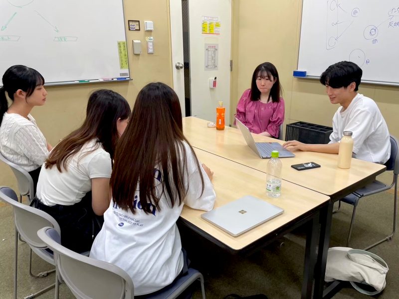 「研究交流祭」に向けてのグループディスカッションの様子①