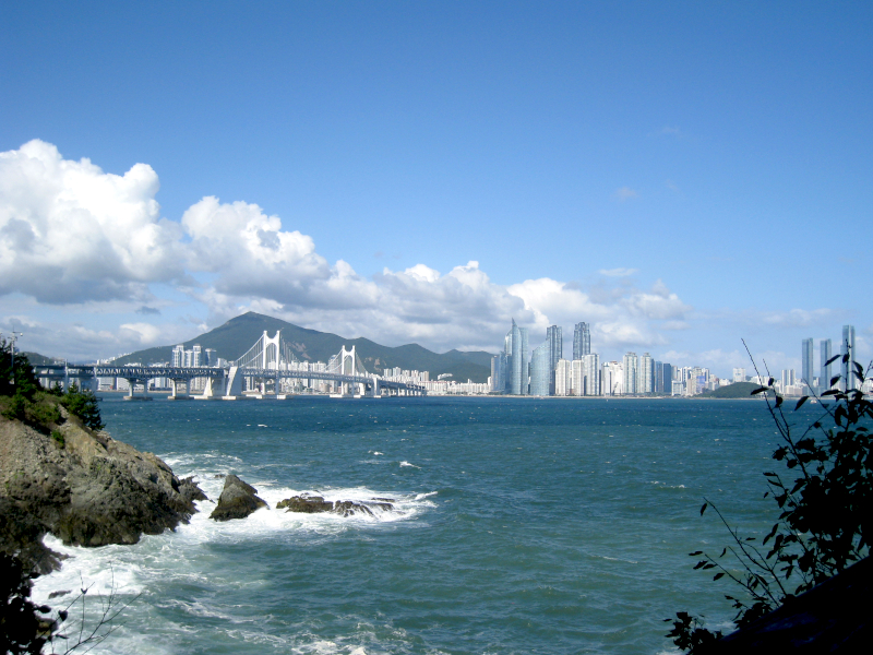 韓国釜山の二妓台（イギデ）からの眺め