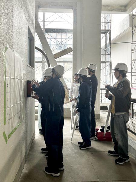 解体前の鉄筋コンクリート造建物で調査を行いました